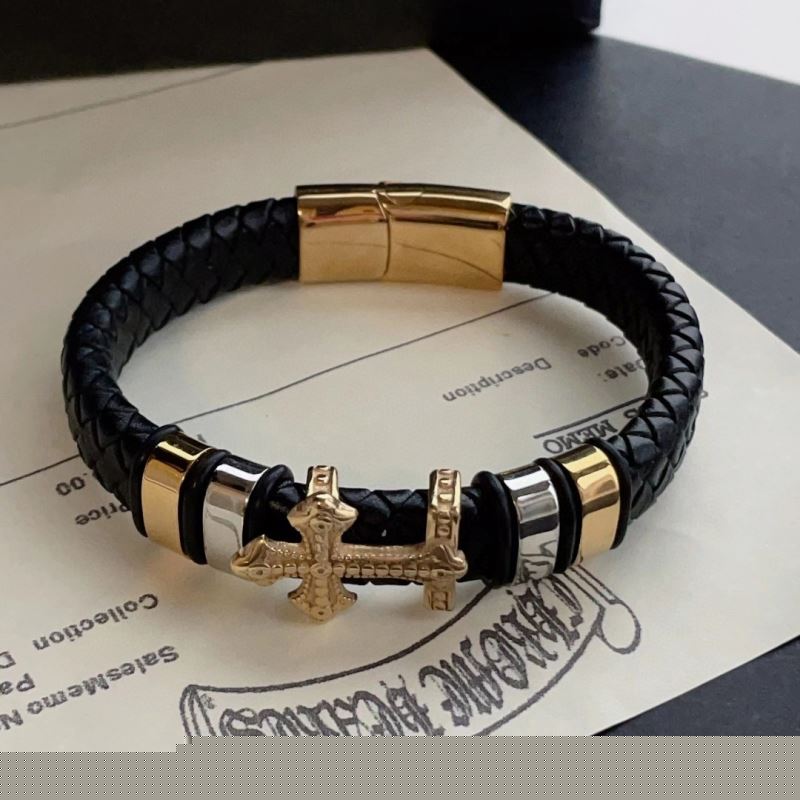 Ch**me He**ts bracelets